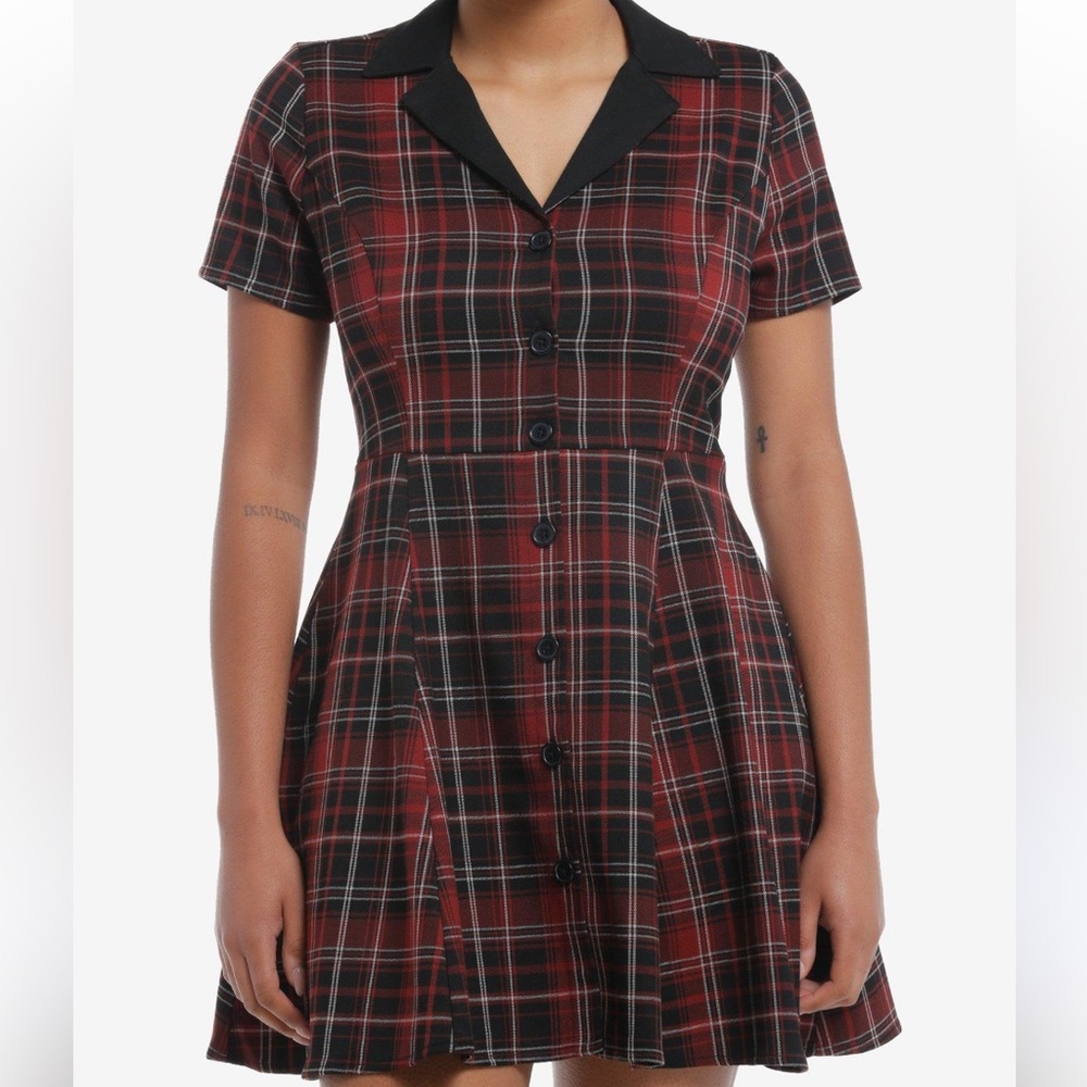 Social Collision Black & Red Plaid Collar Dress